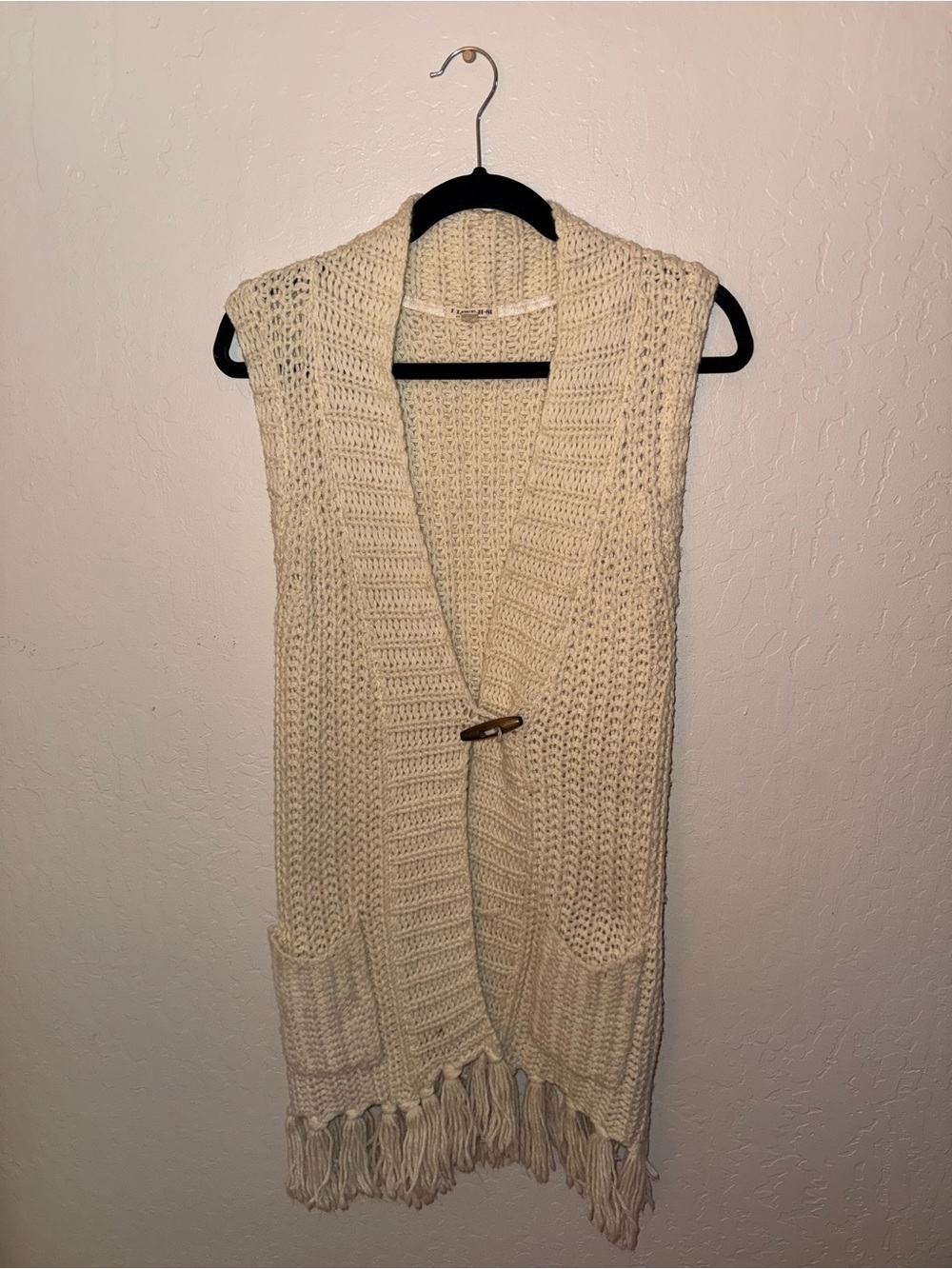 I Love H-81 Cream Chunky Knit Fringe Sweater Vest M